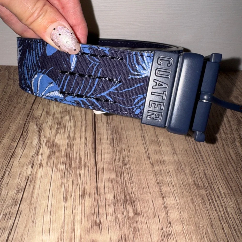 Cuater TravisMathew Golf Belt Blue Tropical Print Canvas Casual Resort